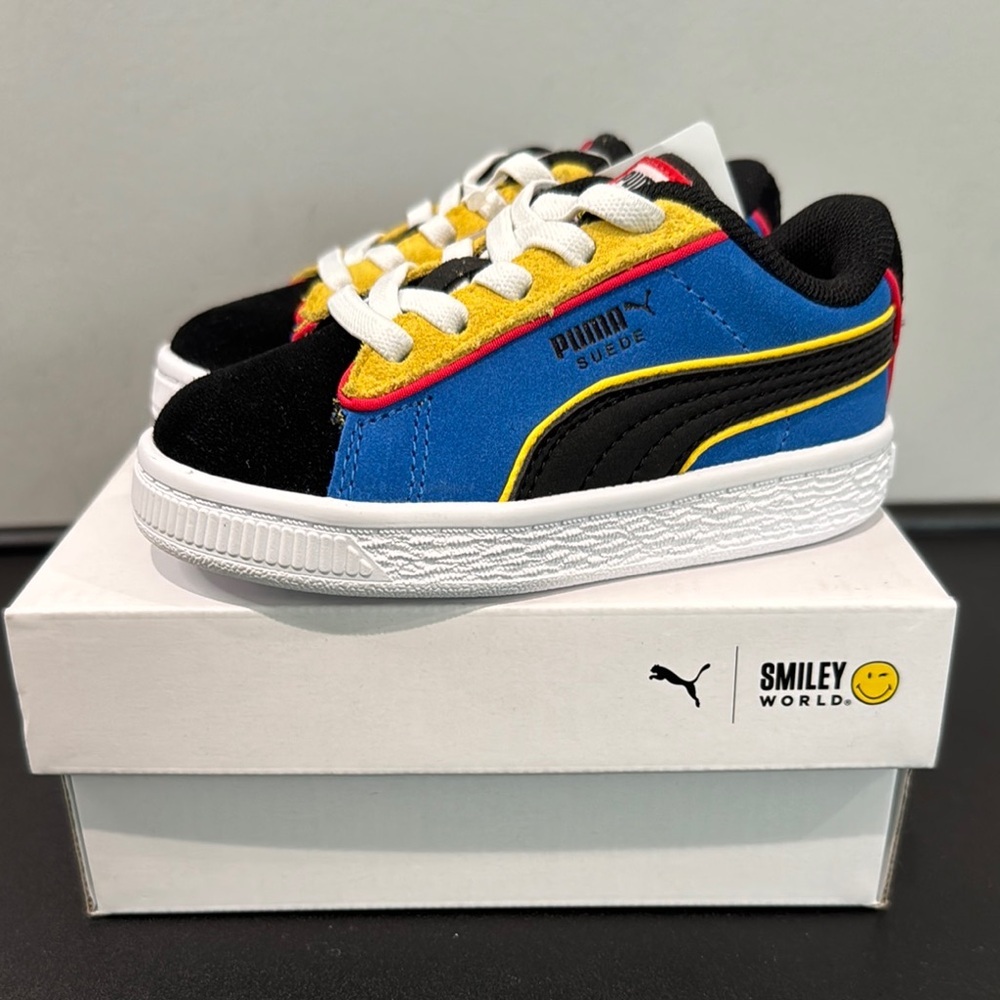 Puma Smiley World Blue Black Suede Sneakers Toddler 6C New NIB NWT